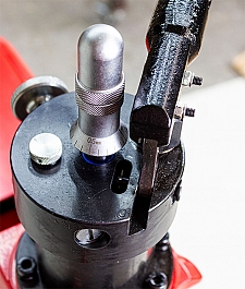 Настройка глубины желобков желобонакатного станка Brexit BrexGroover E600-R1