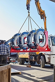 Погрузка гидравлических стыковых сварочных аппаратов для пэ труб Gas Fusion Red-800